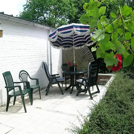 Дом отдыха House Situated On A Magnificent Estate Барво