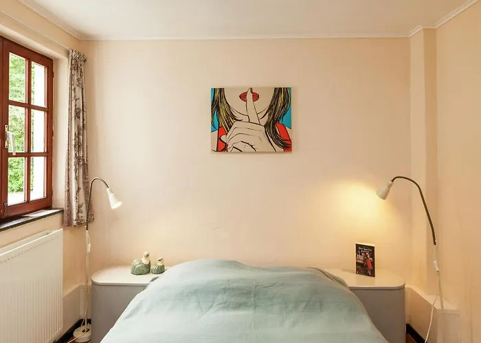 House Situated On A Magnificent Estate Hébergement de vacances *