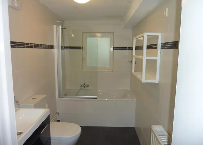 House Situated On A Magnificent Estate Hébergement de vacances